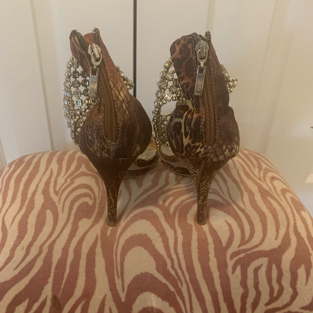 Elegant Rhinestone Embellished Zigi SoHo Heels - Picture 4 of 11